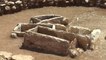 Ora News - "Pasaporta" ilire e Himarës, në 5 varre u zbuluan artefakte dhe mjetet e luftës
