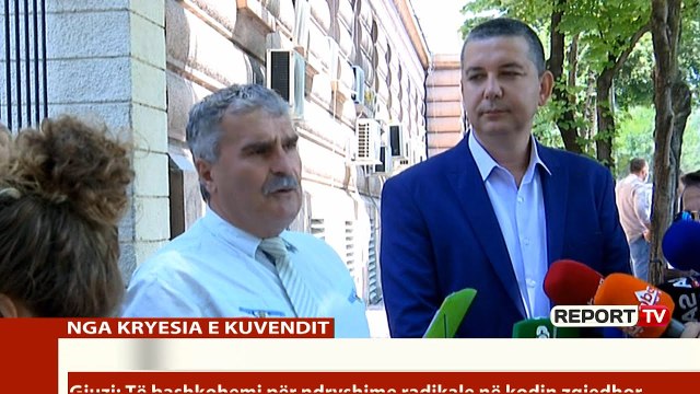 7 deputetë të opozitës kërkesë Kuvendit: Hapni listat, duam Republikë gjysmë presidenciale