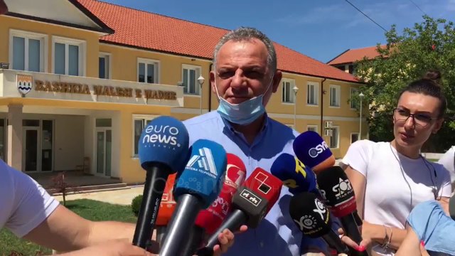 Ora news - Mbyllet bashkia e Malësisë së Madhe, dy punonjës pozitivë e Covid-19