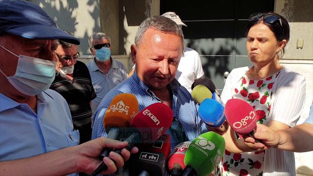 Pallati i anuar 70 cm/ Banorët në protestë: Duam ekspertizë të thelluar - News, Lajme - Vizion Plus