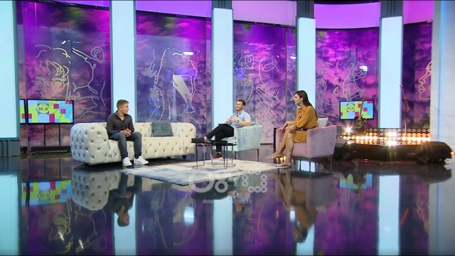 Ditë e Re - Andrea Vathaj artist i ri drejtë muzikës