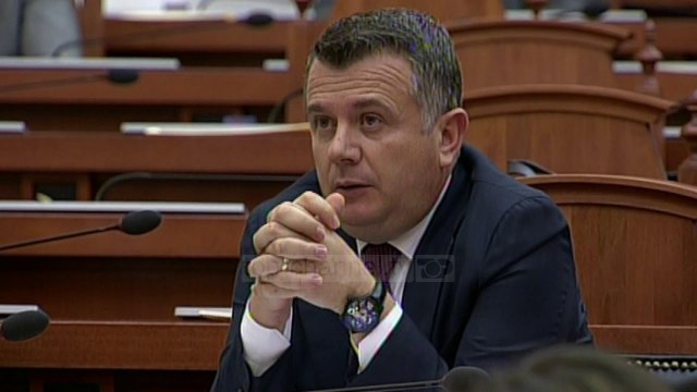 Drejt arritjes së votave për kodin/ 6 deputetë të opozitës parlamentare pro marrëveshjes PS, PD, LSI