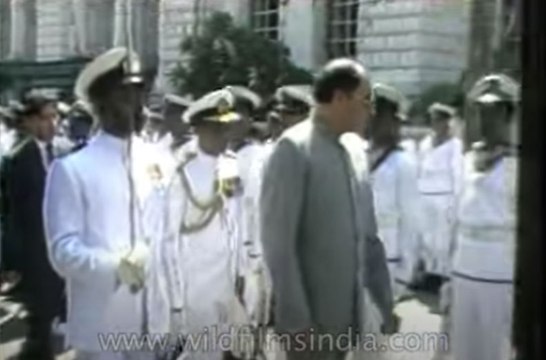 Rajiv Gandhi escapes an attempt on his life by a Sri Lankan Naval Cadet