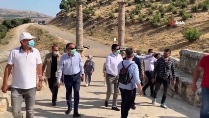 Alman siyasetçi Adıyaman’daki tarihi yerleri gezdi