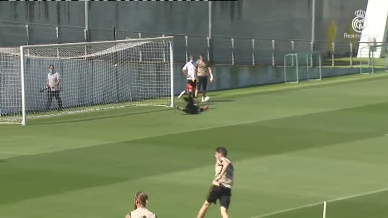 El Real madrid se prepara para su cita del lunes contra el Granada