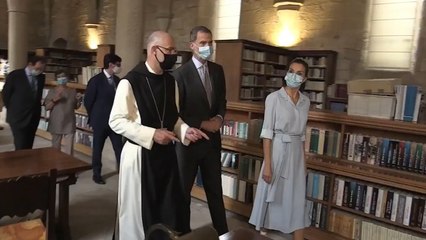 Letizia luce en Cataluña un vestido camisero perfecto para el verano