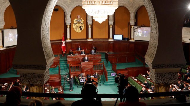 ما وراء الخبر- رهانات وتجاذبات سياسية.. ما الأثر الذي تتركه تجربة حكومة إلياس الفخفاخ؟