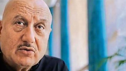 Anupam Kher के घर पहुंचा Corona, मां भाई और भतीजी आई चपेट में; Watch video | FilmiBeat