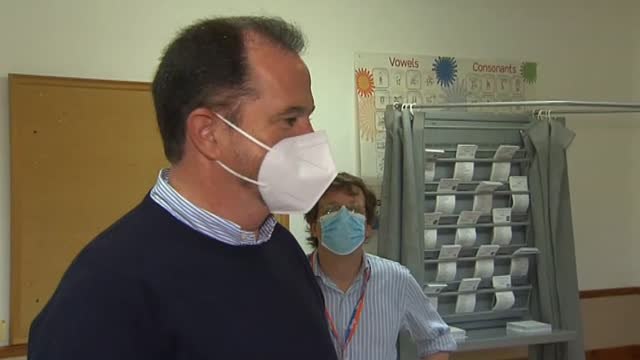 Iturgaiz anima a los vascos a ir a las urnas sin miedo y con total garantía sanitaria