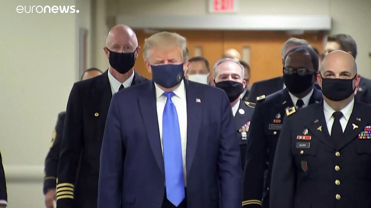 Trump jetzt mit Maske