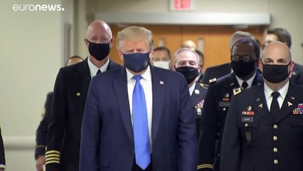 США: маска для президента