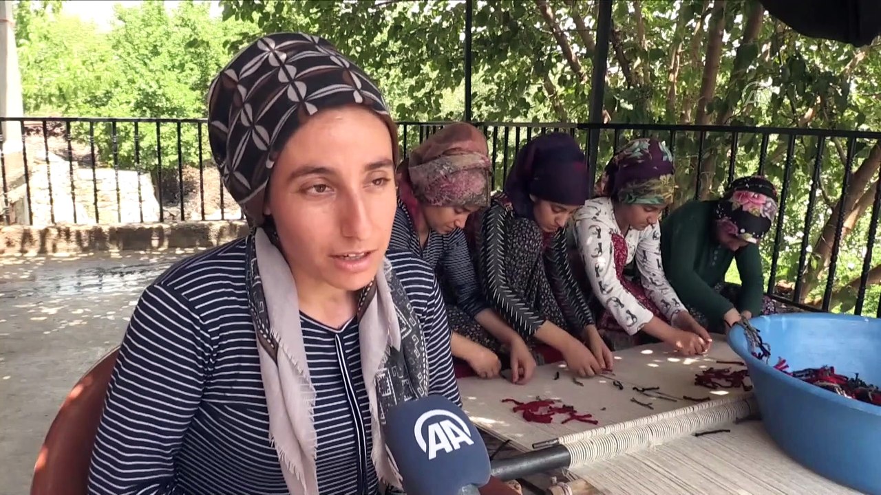 Tescilli 'Sincik halısı' köylülerin geçim kaynağı oldu - ADIYAMAN