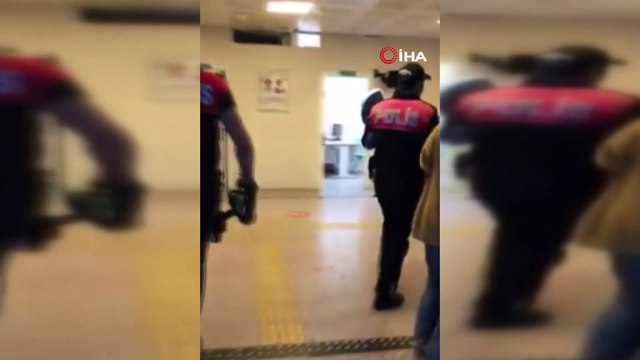 Fatih’te surların dibinde terk edilmiş bebek bulundu