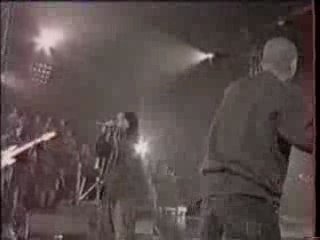 live Iam feat roots et nuttea