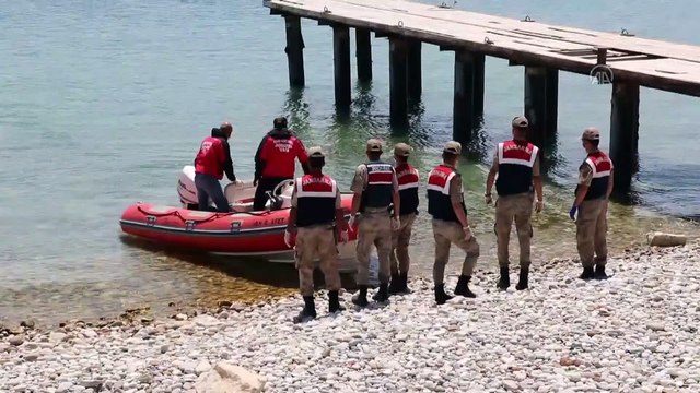 Van Gölü'nde teknenin batması sonucu kaybolan 2 kişinin daha cesedi bulundu