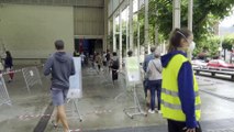 Vecinos de Ordizia (Gipuzkoa) votan con normalidad en plena crisis del COVID-19