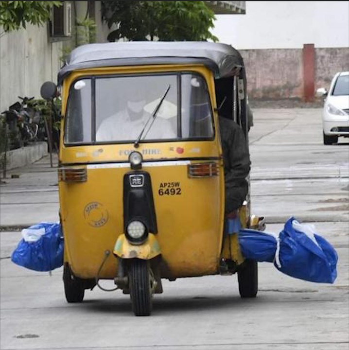 COVID-19 victim’s body taken in auto in Nizamabad, Collector orders probe