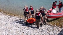 Van Gölü'nde teknenin batması sonucu kaybolan 2 kişinin daha cesedi bulundu (2)