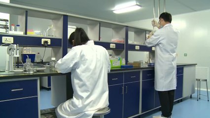 فريق من منظمة الصحة العالمية يصل بكين تمهيدا للبدء في التحقيقات بشأن كورونا