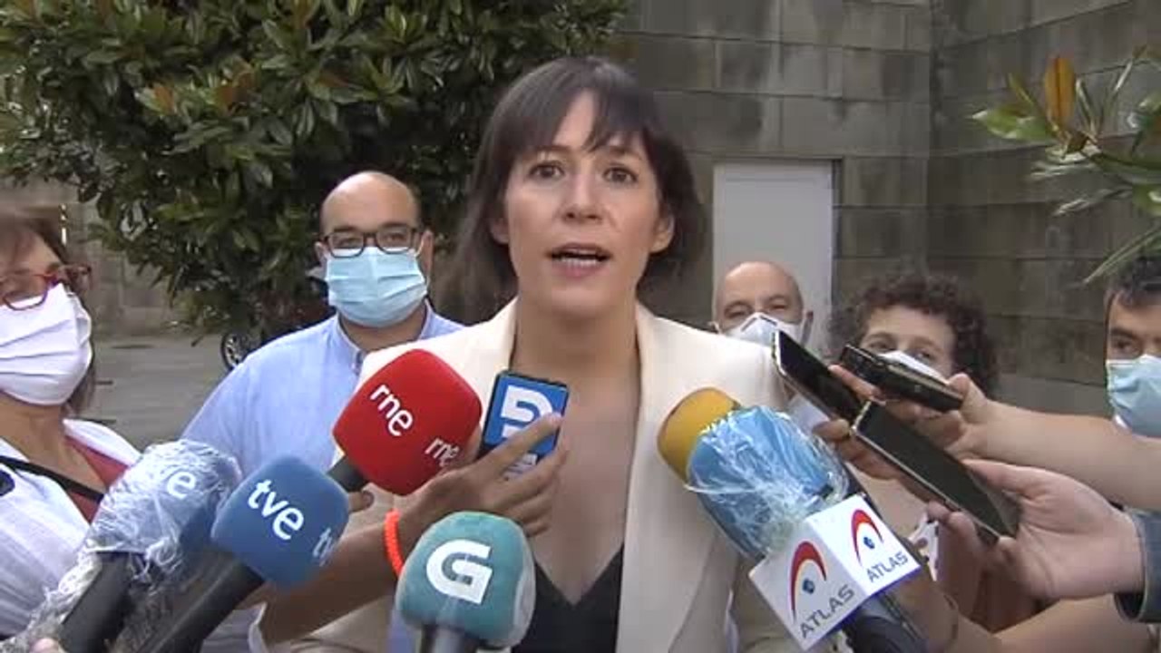 Pontón (BNG) llama a "hacer historia" y lamenta que "cientos de gallegos" contagiados no puedan votar