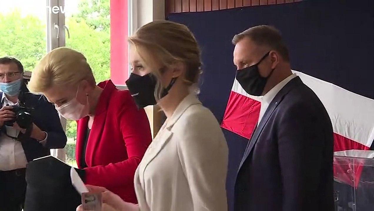 Президентские выборы в Польше: кандидаты голосуют