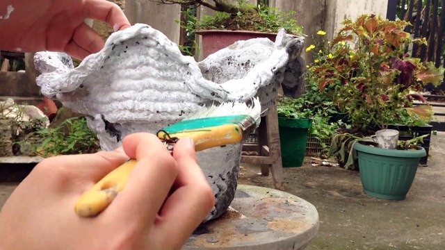 Build Beautiful And Easy Cement Flower Pots From an old Hat | Decorating Ideas For Your Garden