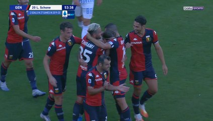 Genoa - Le coup franc impeccable de Schöne