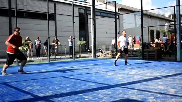 Christophe Rochus inaugure les terrains de padel à l'Aramis Mons (par Simon Barzyczak)