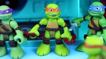 Teenage Mutant Ninja Turtles Turtle Robots and splinter fight Shredder foot clan Cyclops Imaginext