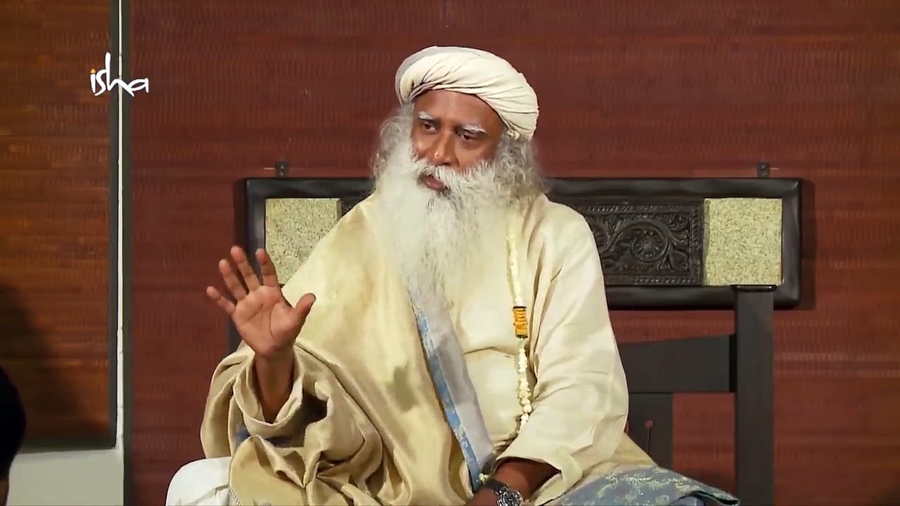 गुरु और संत में क्या अंतर है - Sadhguru Hindi