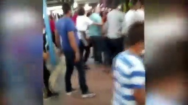 Koronavirüs denetimi yapan polis ve kafe sahipleri arasında arbede; darp, biber gazı, silah