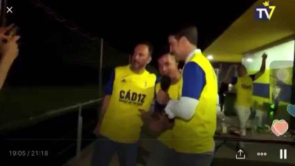 “Soy un puto animal”: el vídeo viral de Nano Mesa en la celebración del Cádiz