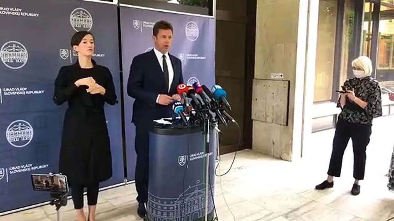 ZÁZNAM: Brífing ministra dopravy Andreja Doležala