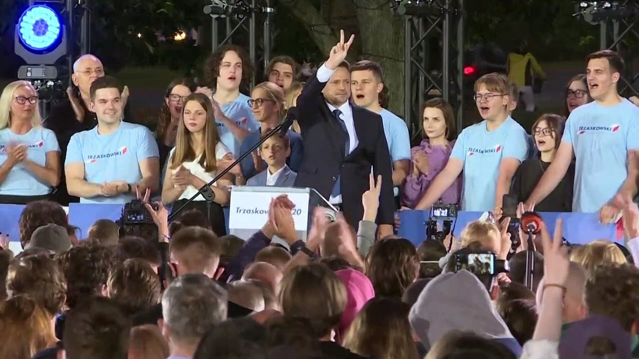 Polnischer Präsident Duda bleibt im Amt