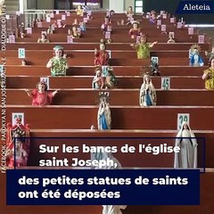 Dans cette église, ce sont des saints qui s’assurent de la distanciation sociale