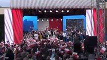 Presidente da Polônia é reeleito com margem apertada