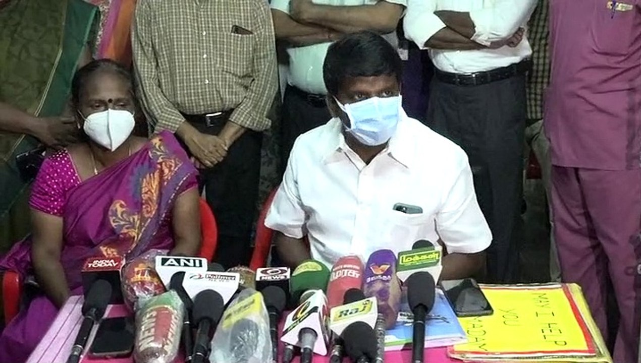 திருச்சி அரசு தலைமை மருத்துவமனையில் திடீர் ஆய்வு மேற்கொண்ட சுகாதாரத்துறை அமைச்சர் விஜயபாஸ்கர்