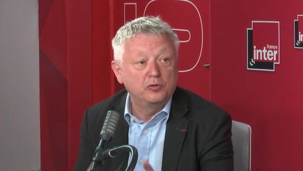 Dominique Salmon-Ceron, infectiologue  : "L'Assistance publique c'était le must, la noblesse du milieu hospitalier, et maintenant on vit un effet repoussoir"