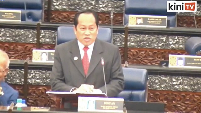 Ahmad Maslan- PN kerajaan 'pintu istana', bukan kerajaan 'pintu belakang'