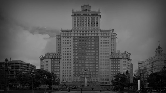 Rascacielos, hotel y siete décadas de historia: así es el Edificio España