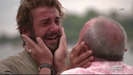 Survivor'da duygusal anlar! Babası Cemal Can'ın yaralarını öptü