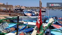Coronavirus, migranti positivi a Pozzallo: la soluzione di Massimo Galli ai tamponi sulle navi