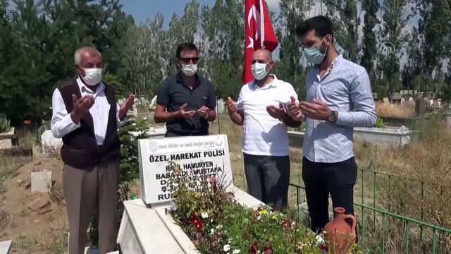 15 Temmuz şehidinin ağabeyi: 'Kardeşim şehit oldu ama çok şükür ki içimizdeki hainler temizlendi' - VAN
