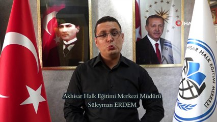 - 15 Temmuz marşını işaret dili ile seslendirdiler