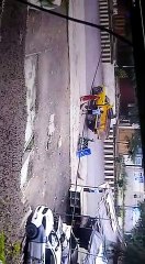 देखिए किस तरह निगम कर्मचारियों ने तोड़ा लीटर बिन, सेवा हुई समाप्त