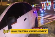 Cercado de Lima: Policía causa aparatoso choque tras cruzar luz roja