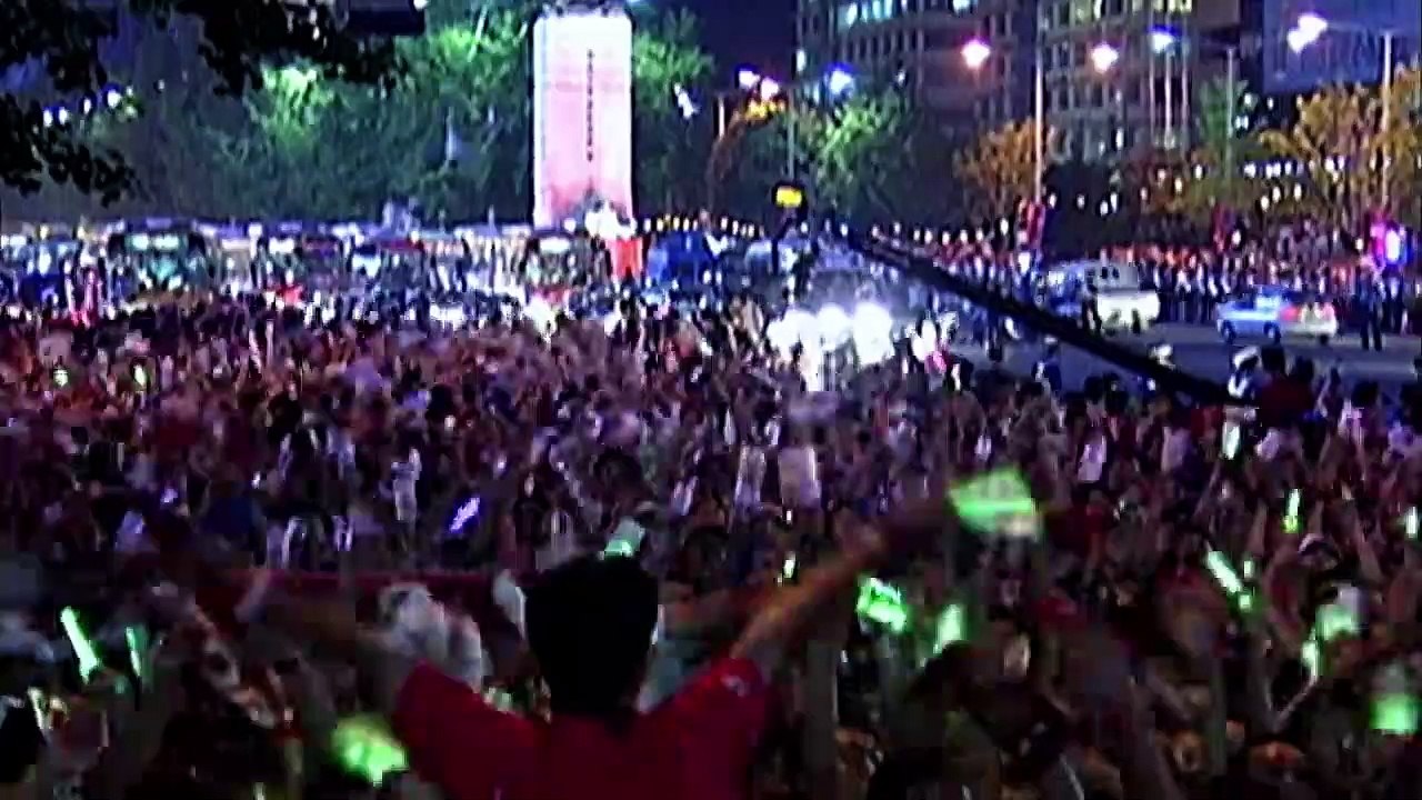 Shakira_-_Waka_Waka_(This_Time_for_Africa)_(The_Official_2010_FIFA_World_Cup™_Song)(720p)