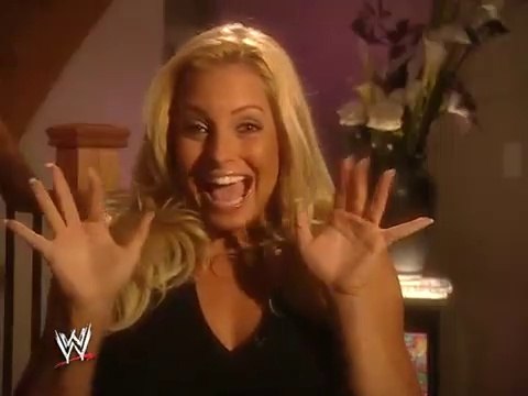 Trish Stratus '100% Stratusfaction Guaranteed' bloopers