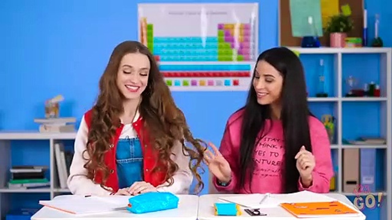 EASY HACKS EVERY GIRL SHOULD TRY || Cool Hacks for Smart Girls by 123 GO!