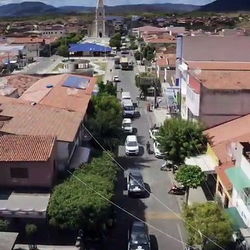 Chico Mendes entrega carros em São José de Piranhas